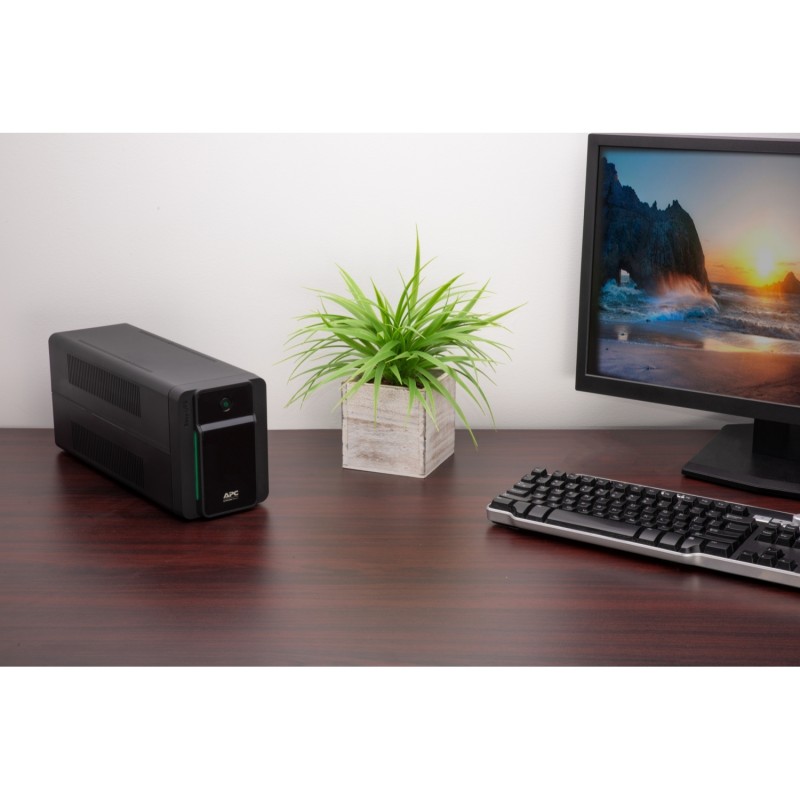 APC Easy UPS 700VA, 230V, AVR, IEC Sockets